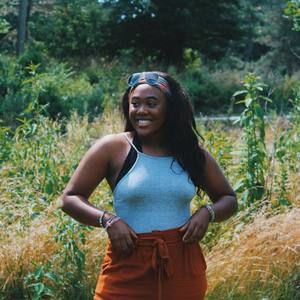 Meet your Posher, Jasmine